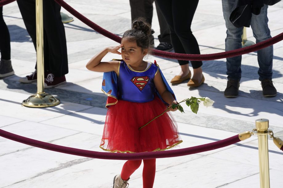 Supergirl salutes Ruth Bader Ginsburg.jpg