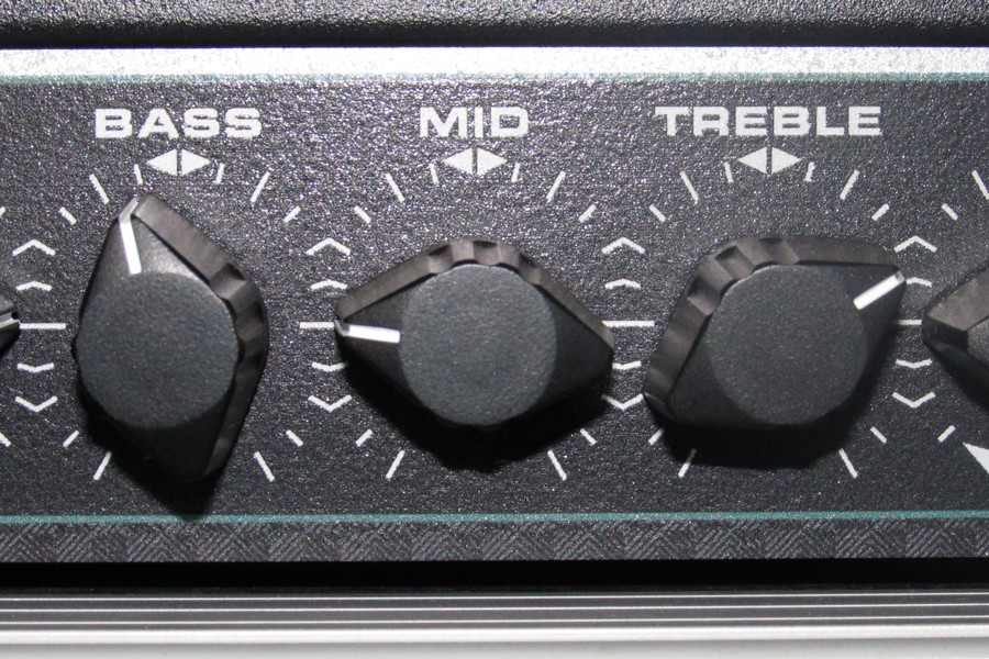Tech21-VT-Bass-RM-Klangregelung.jpg