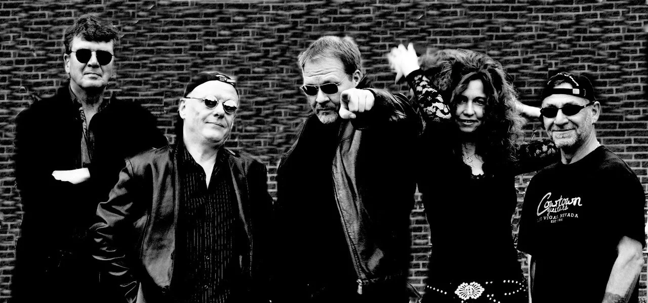 THE CREW Okt.'17.2.webp