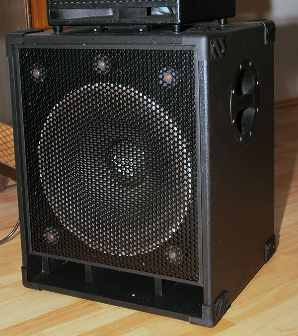 TL606_1.jpg