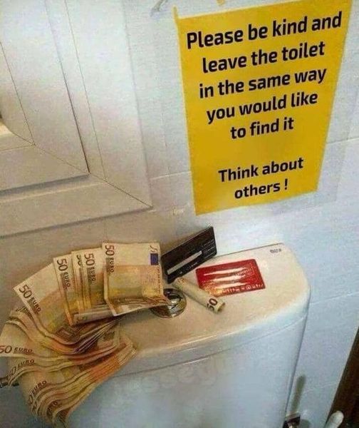 toilet2.jpg