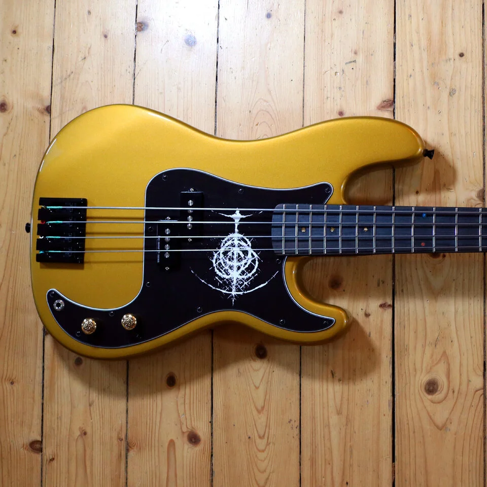 Total Insta left.webp