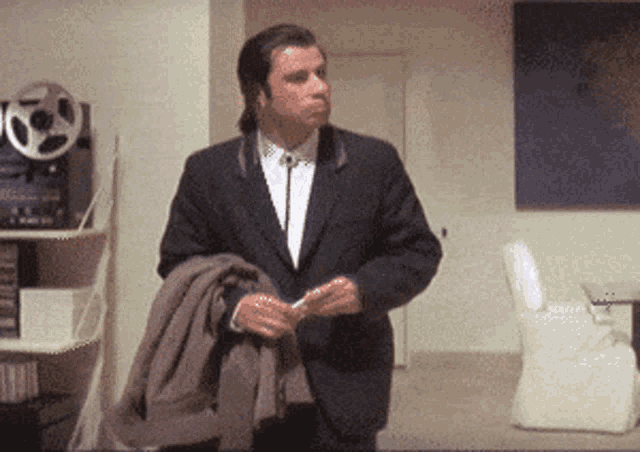 travolta.gif