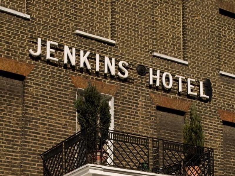VampHotel.jpg