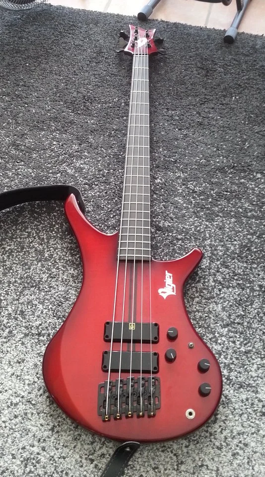 Vigier passion III 1994 red.jpg