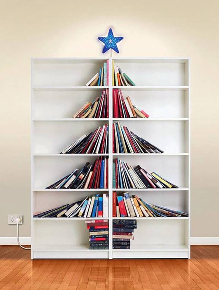 Weihnachtsregalbaum.jpg