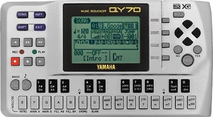 Yamaha QY70.jpg