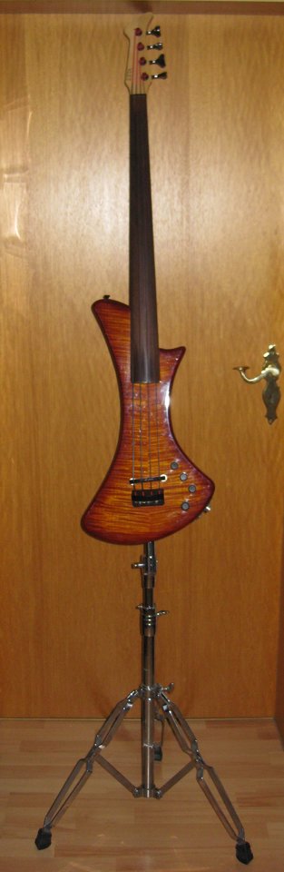 Zeta Crossover Upright.JPG