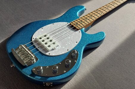 Sterling by Music Man StingRay RAY34 - Blue Sparkle