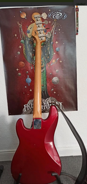 Screenshot 2026-03-16 at 17-33-55 Fender Nate Mendel Precision Bass in Nordrhein-Westfalen - R...png