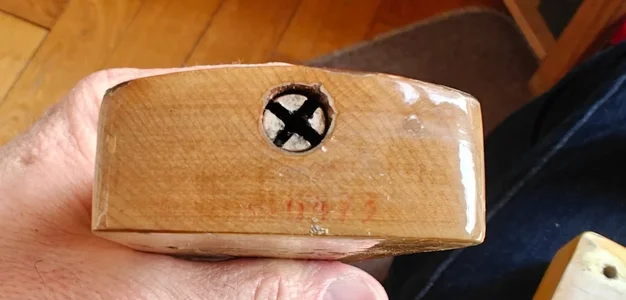 Fender Precision USA 1977 Stempel Hals 2.webp