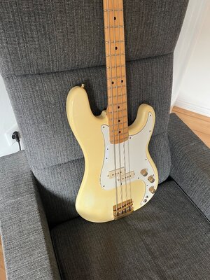 Fender Precision Special Bass in OW von 82/83