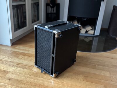 Phil Jones PB-100 - 2.jpeg