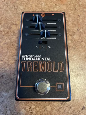 [Verkaufe] Walrus Audio Fundamental Tremolo in OVP