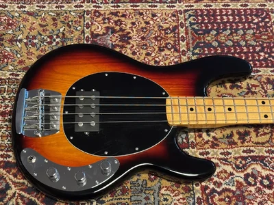 Music Man Retro 70s StingRay