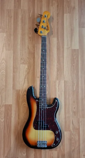 Fender Japan PB70-70R (E-Serie)