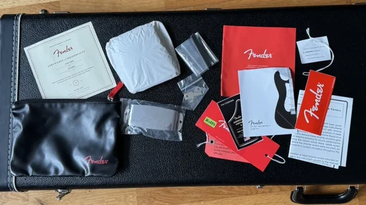 Fender AVII 66 Jazz Bass - 6.webp