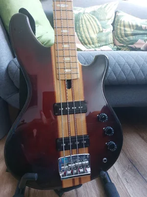 Yamaha SuperBass SB1200s 1978 inkl. original Koffer + Papieren