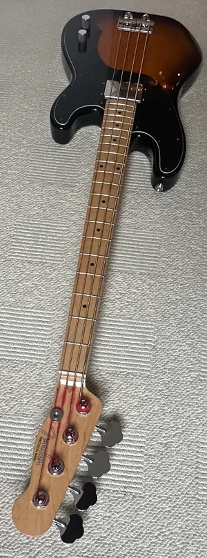 Precision Telecaster Bass (2010/2022) Fender Neck & Squier Body