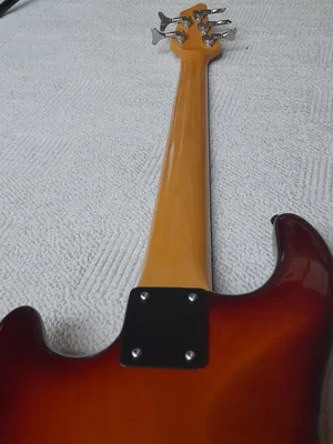 5Clover Hals+sw Platte Rückseite.webp