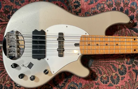 Lakland USA 55-94 (35" scale)