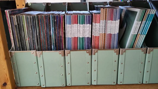 RESERVIERT: Bass Zeitschriften zu verschenken/gegen Versandkosten abzugeben