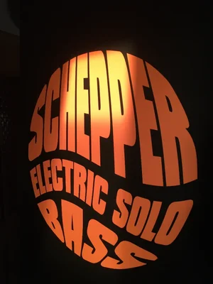 suche gibson sg bass