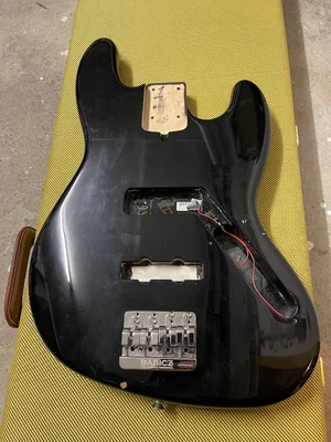 Fender Jazz Bass Body (USA) inkl. Babicz Brigde