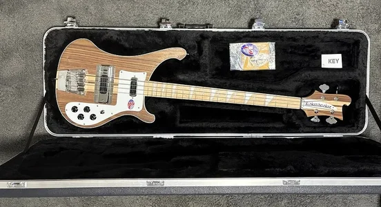 Rickenbacker 4003 Walnut Bass