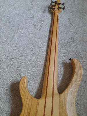 6Ibanez BTB675 HalsRückseite.webp