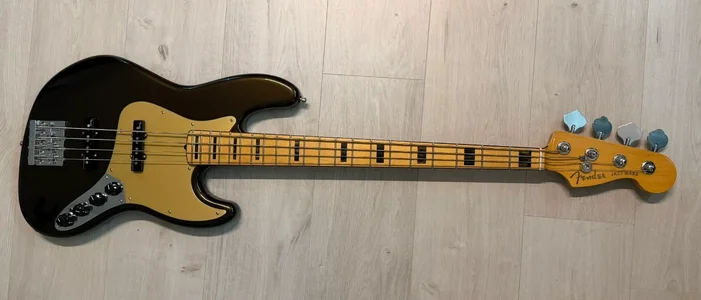Fender American Ultra Jazz Bass, 2023 Texas Tea,neuwertig
