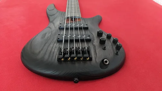 IBANEZ Standard SR605E-BKT Soundgear 5-Saiter