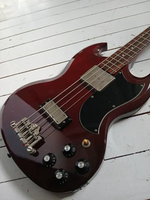 Greco EB720 Longscale, Set Neck