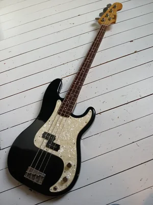 Pearl Precision Bass MIJ 70er/80er