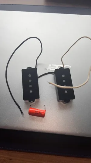 Lollar Pickups . Split-P-Bass