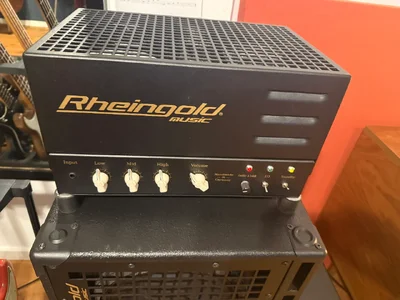 Rheingold B100 Röhrenverstärker