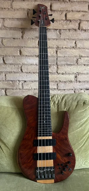 FODERA IMPERIAL SIGNATURE MATT GARRISON 5