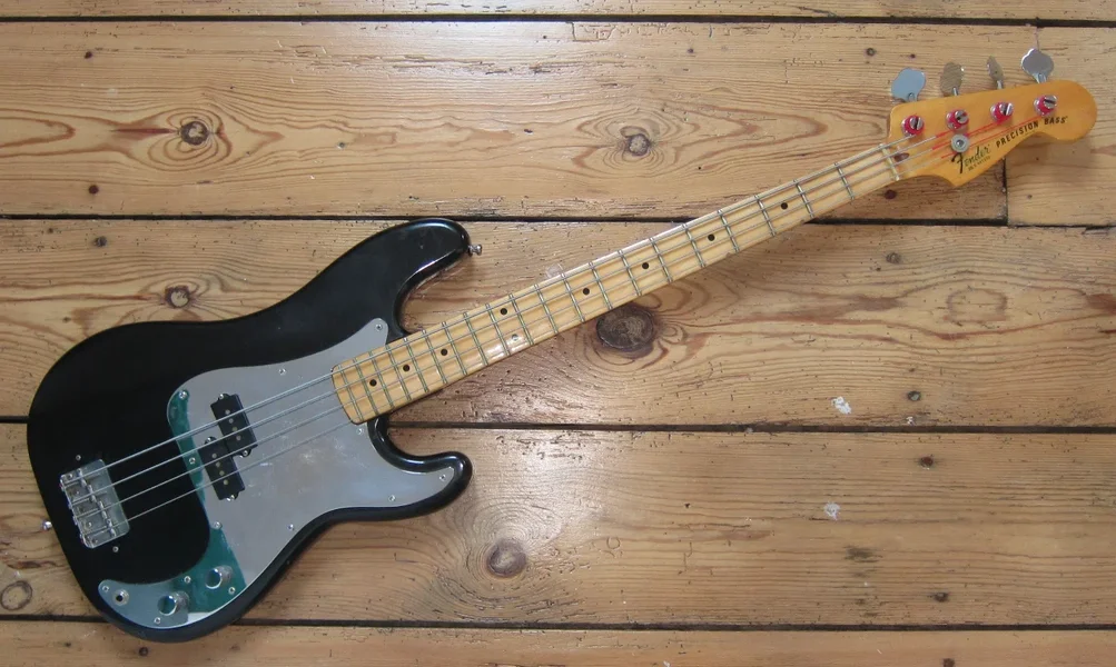 Fender Precision Bass 1979 USA Schwarz, auch Tausch