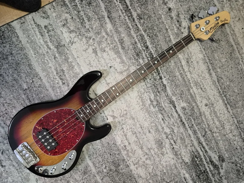 Sterling by MusicMan Sting Ray 24 Classic