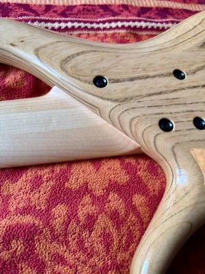 F Bass BN 6 Neck joint Back.webp
