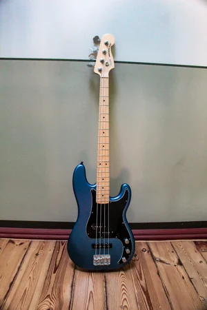 Fender07.webp