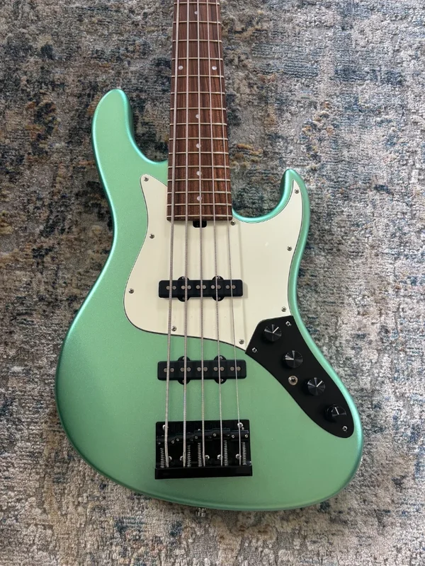 Sadowsky Will Lee 5-Saiter Metroline