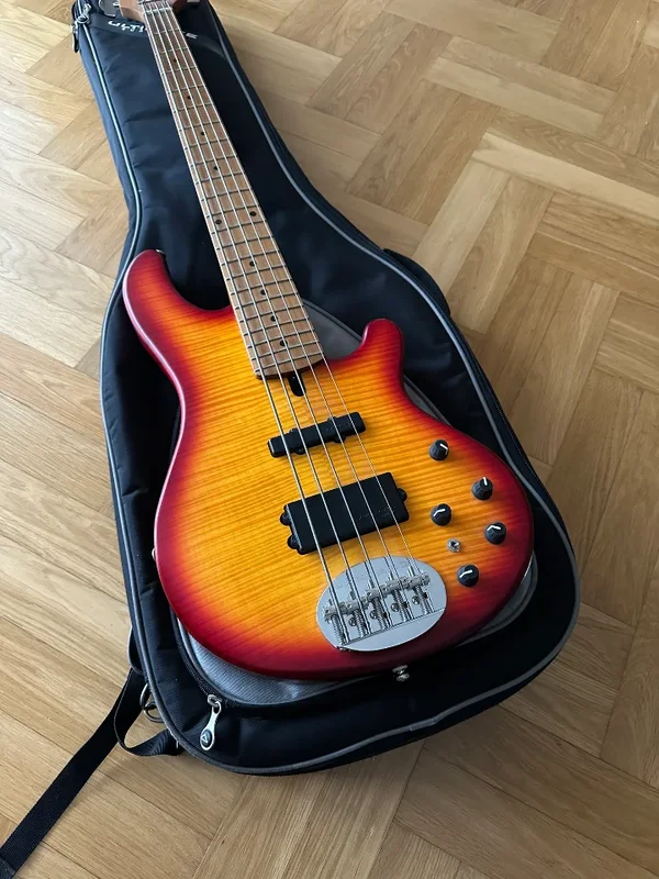 Lakland Skyline 55-02 Roasted Maple