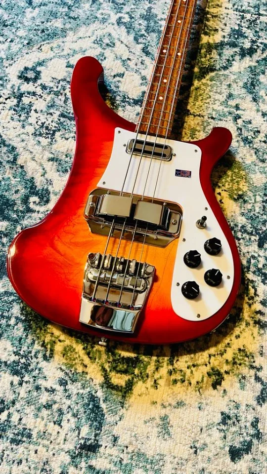 FS: Rickenbacker 4001C64