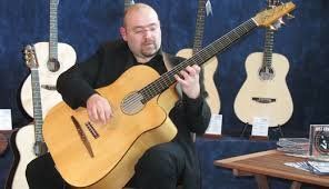 Akustik Bass fett.jpg Akustik Bass fett.jpg
