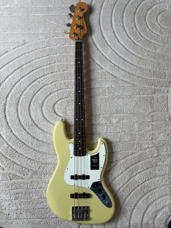 Fender Player II Jazz Bass Hialeah Yellow