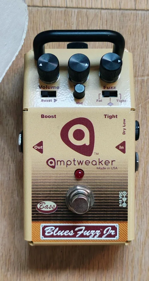 Amptweaker Bass BluesFuzz Jr. neuwertig + OVP