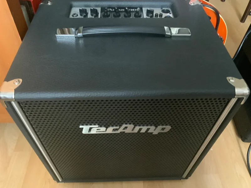 TecAmp Puma 300 Combo