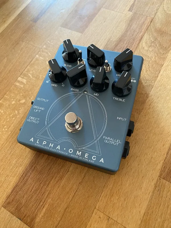 Darkglass Alpha Omega Distortion Preamp
