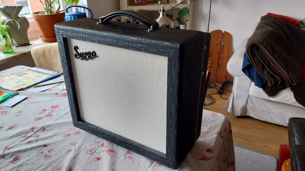 Verkaufe: Supro Amulet 110 Röhren-Combo